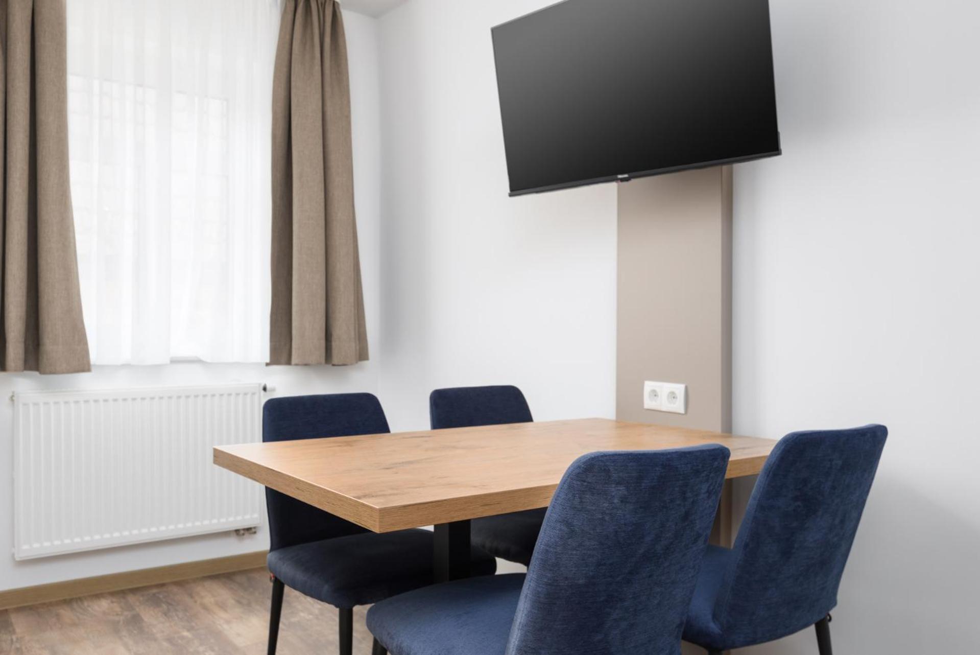Hotel Zur Traube Uffenheim Zewnętrze zdjęcie
