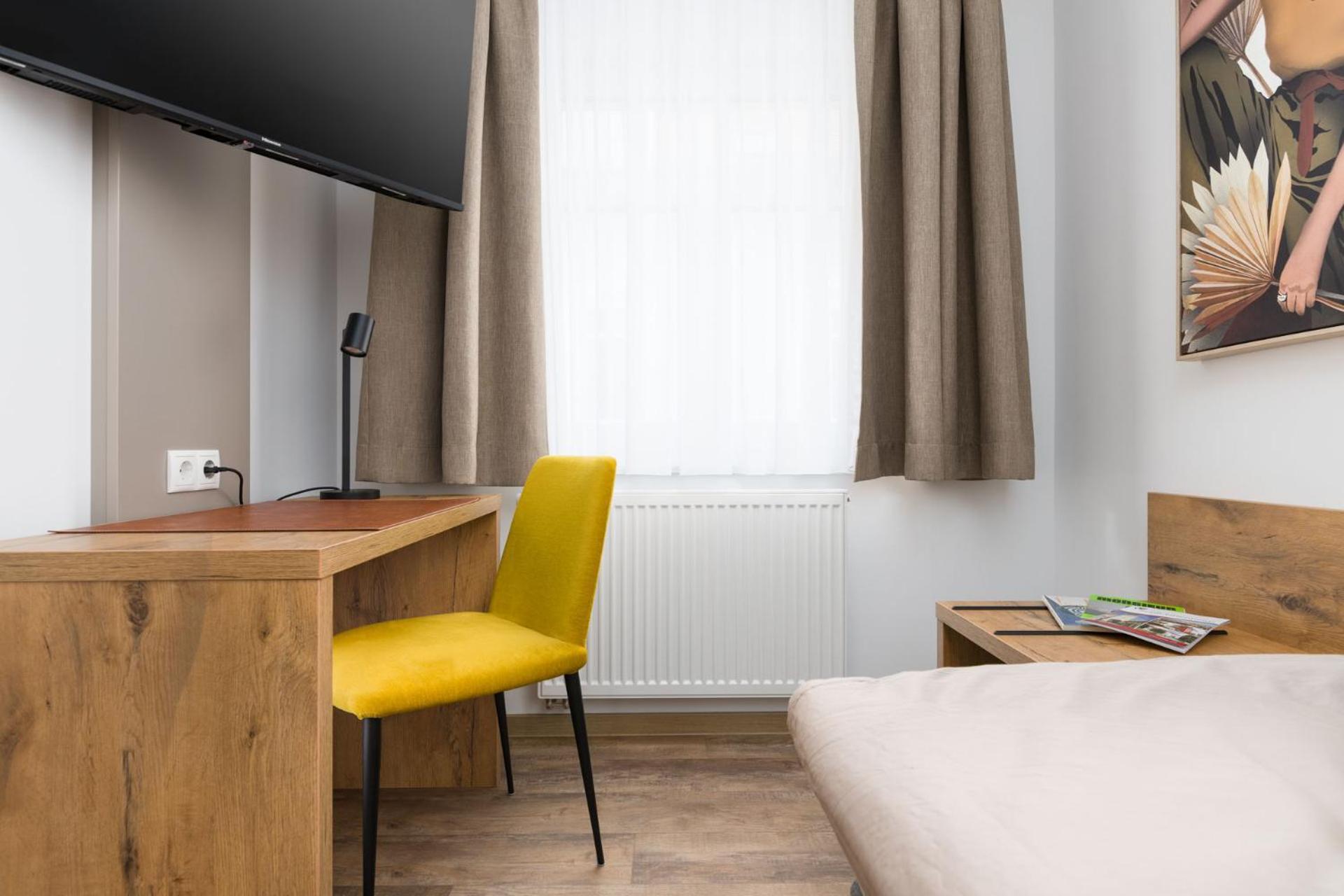 Hotel Zur Traube Uffenheim Zewnętrze zdjęcie